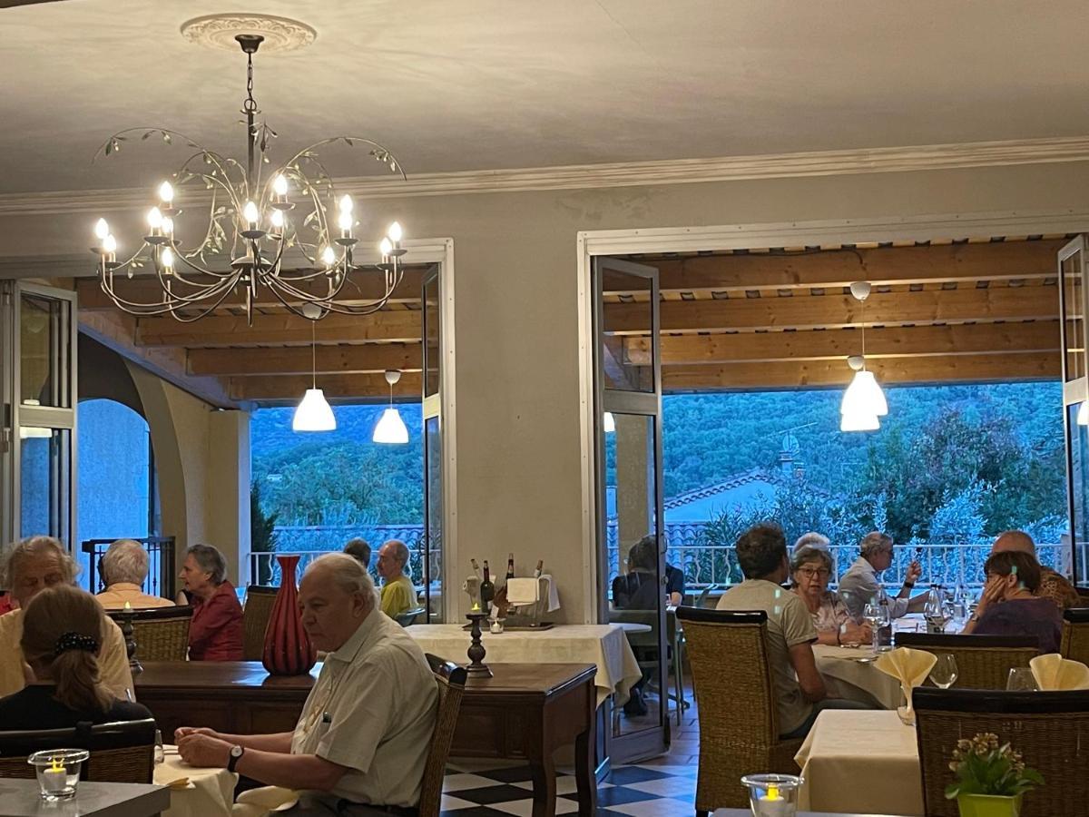 Hotel Berneron Vallon-Pont-dʼArc Dış mekan fotoğraf